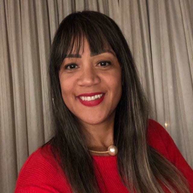 Rogéria Bastos